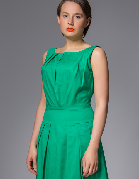 Платье зеленое
